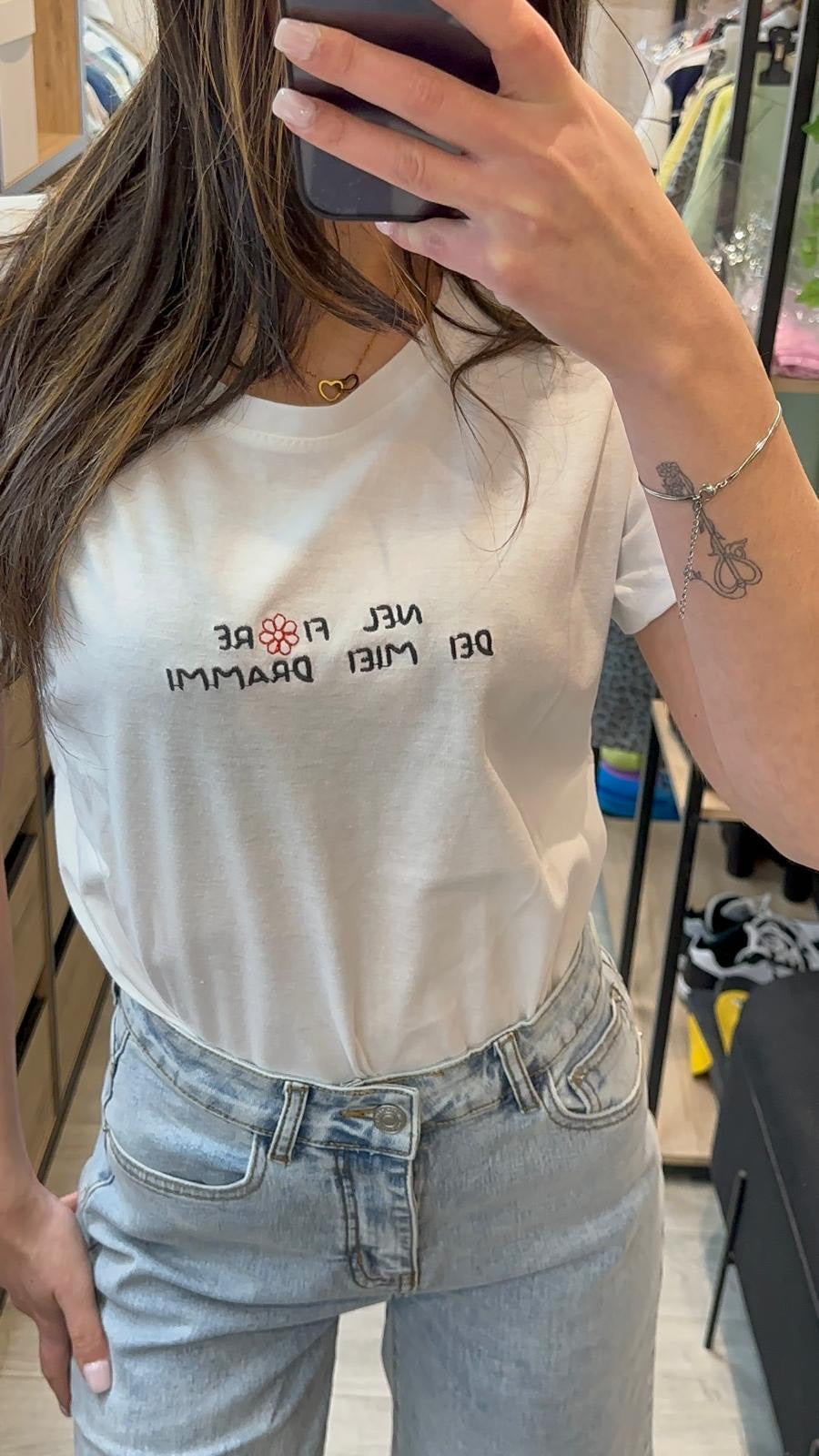 T-SHIRT  SCRITTA RICAMATA