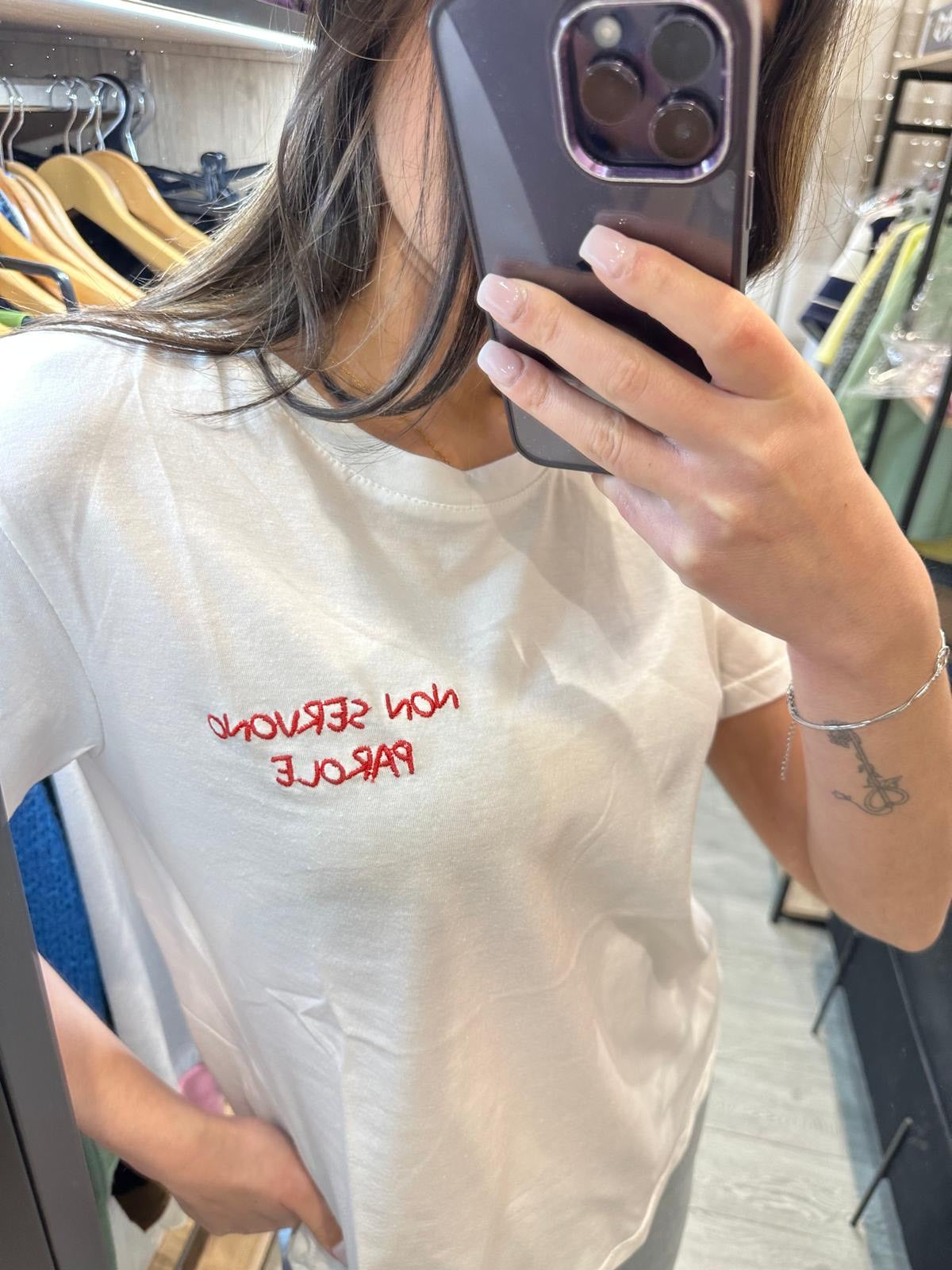 T-SHIRT  SCRITTA RICAMATA