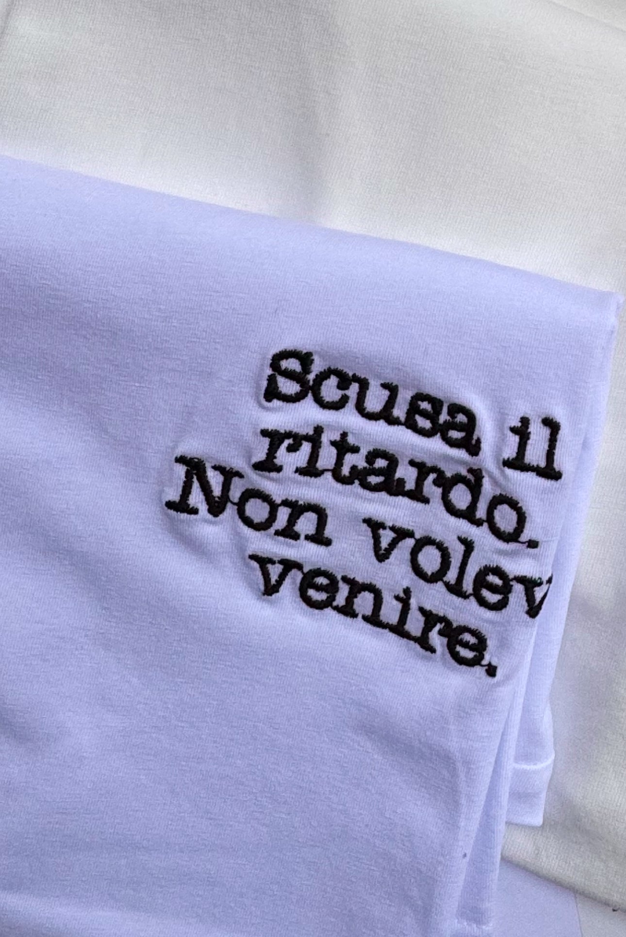 T-SHIRT  SCRITTA RICAMATA