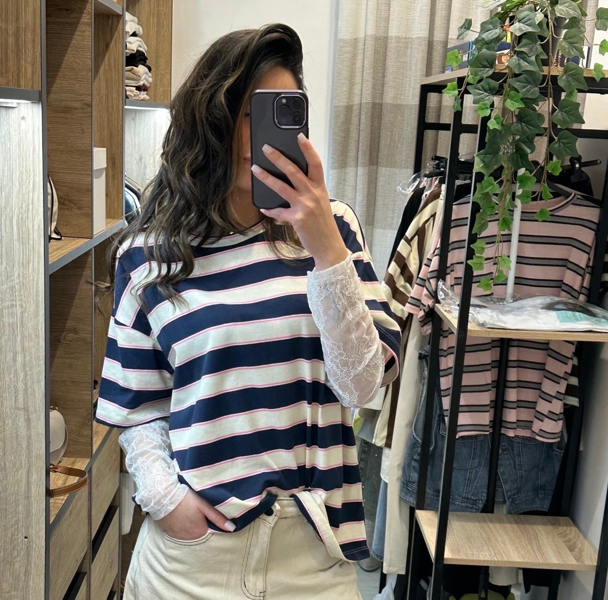 T-SHIRT A RIGHE CON MANICA IN PIZZO