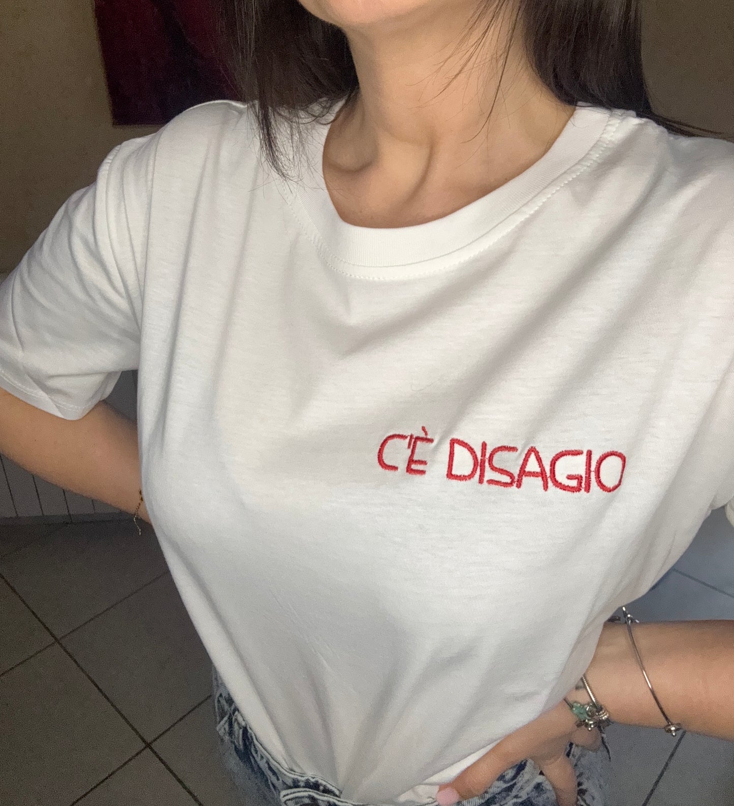 T-SHIRT  SCRITTA RICAMATA