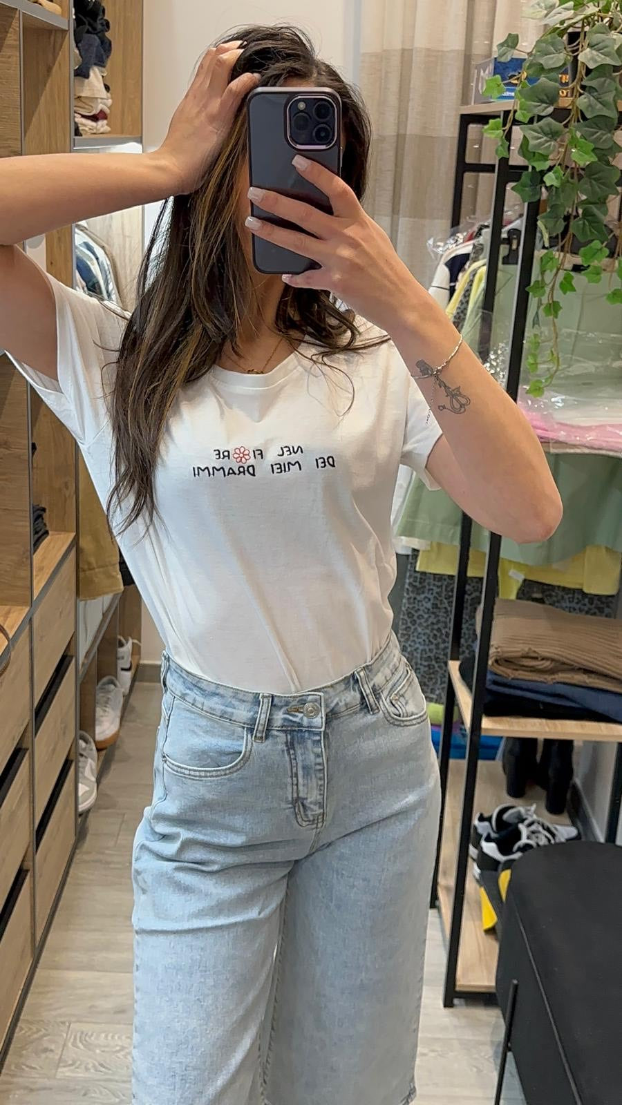 T-SHIRT  SCRITTA RICAMATA