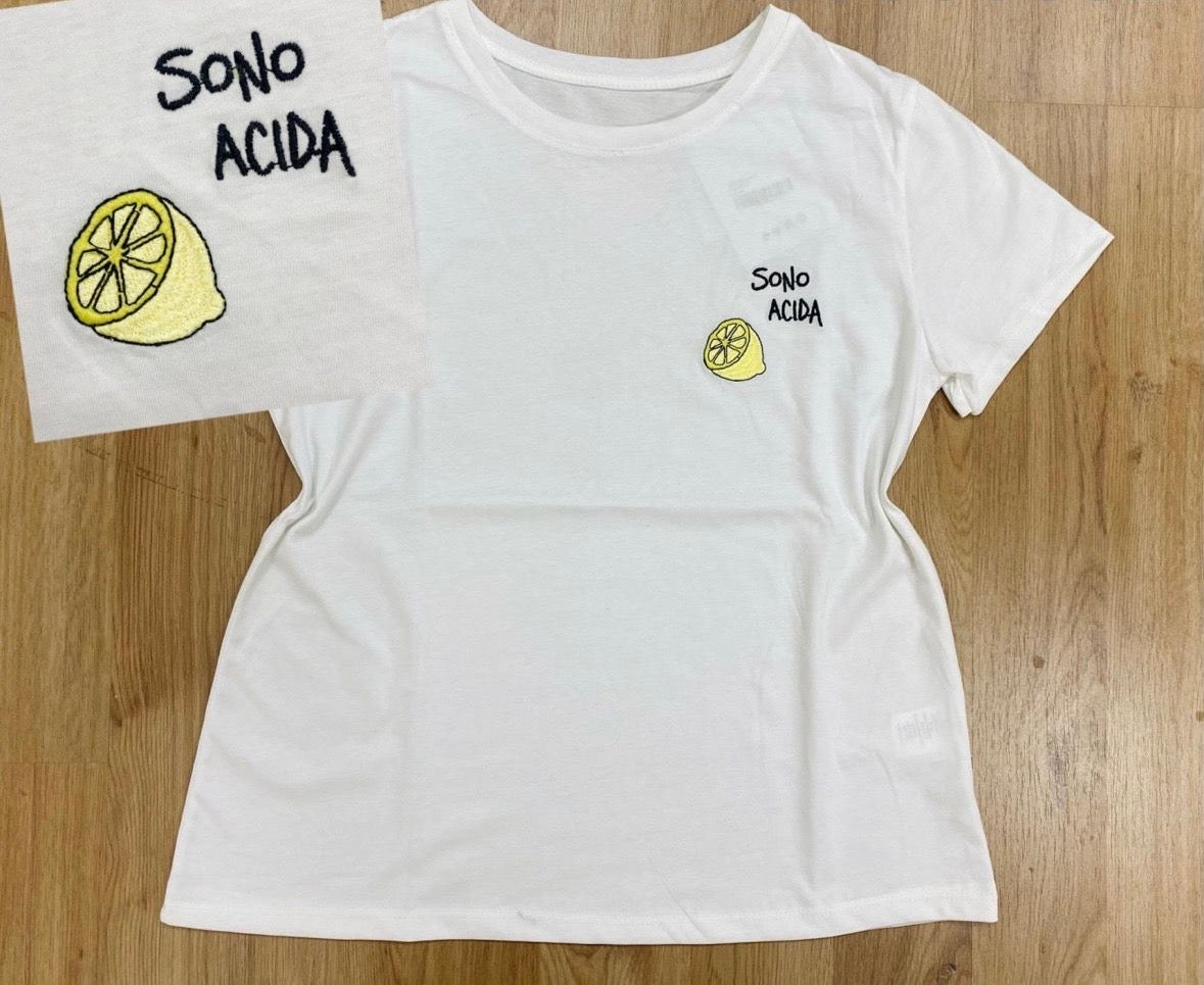 T-SHIRT  SCRITTA RICAMATA